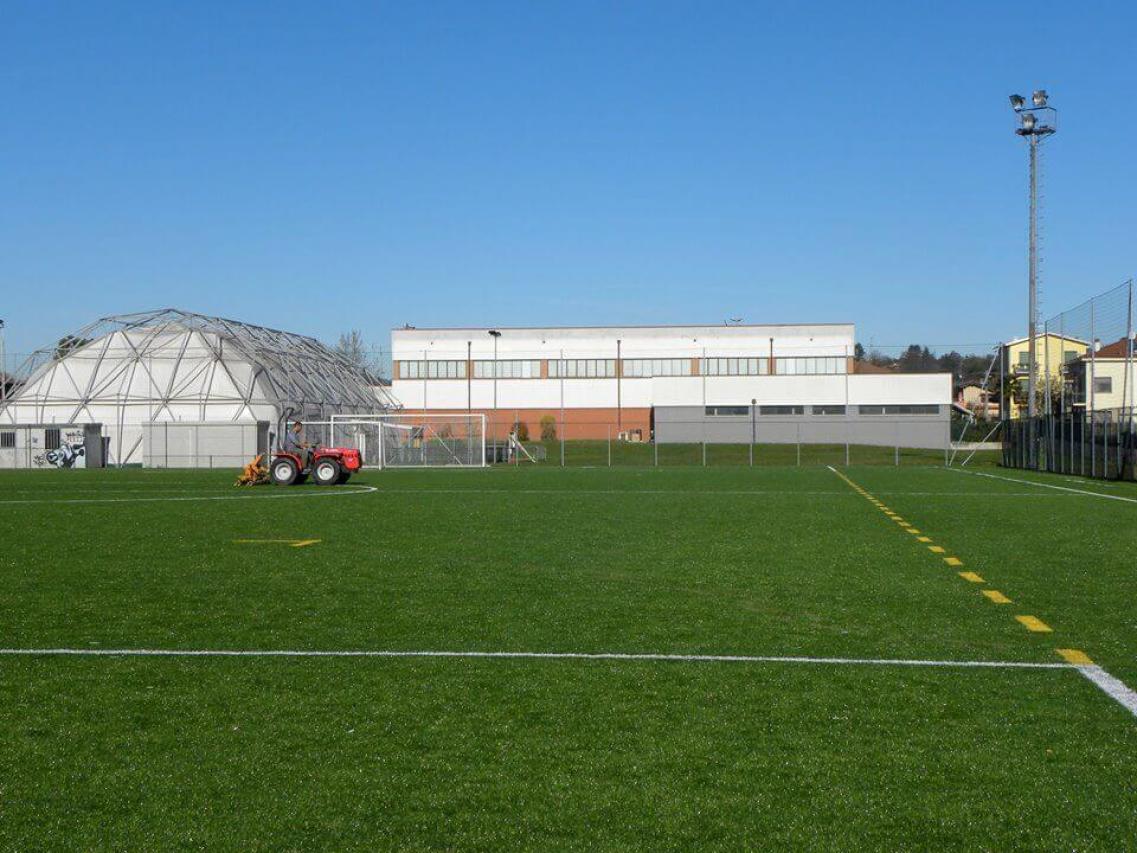 il-nuovo-campo-sintetico-a-11-della-varesina-calcio_01