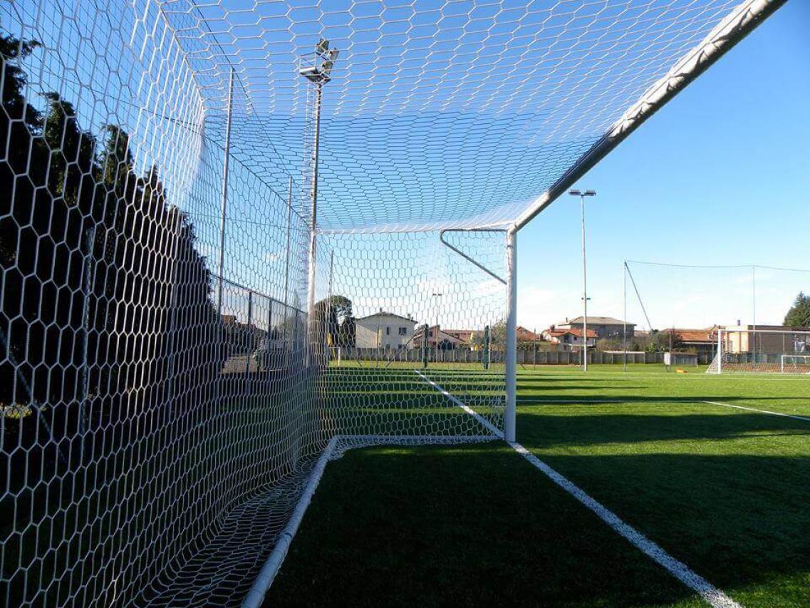 il-nuovo-campo-sintetico-a-11-della-varesina-calcio_02