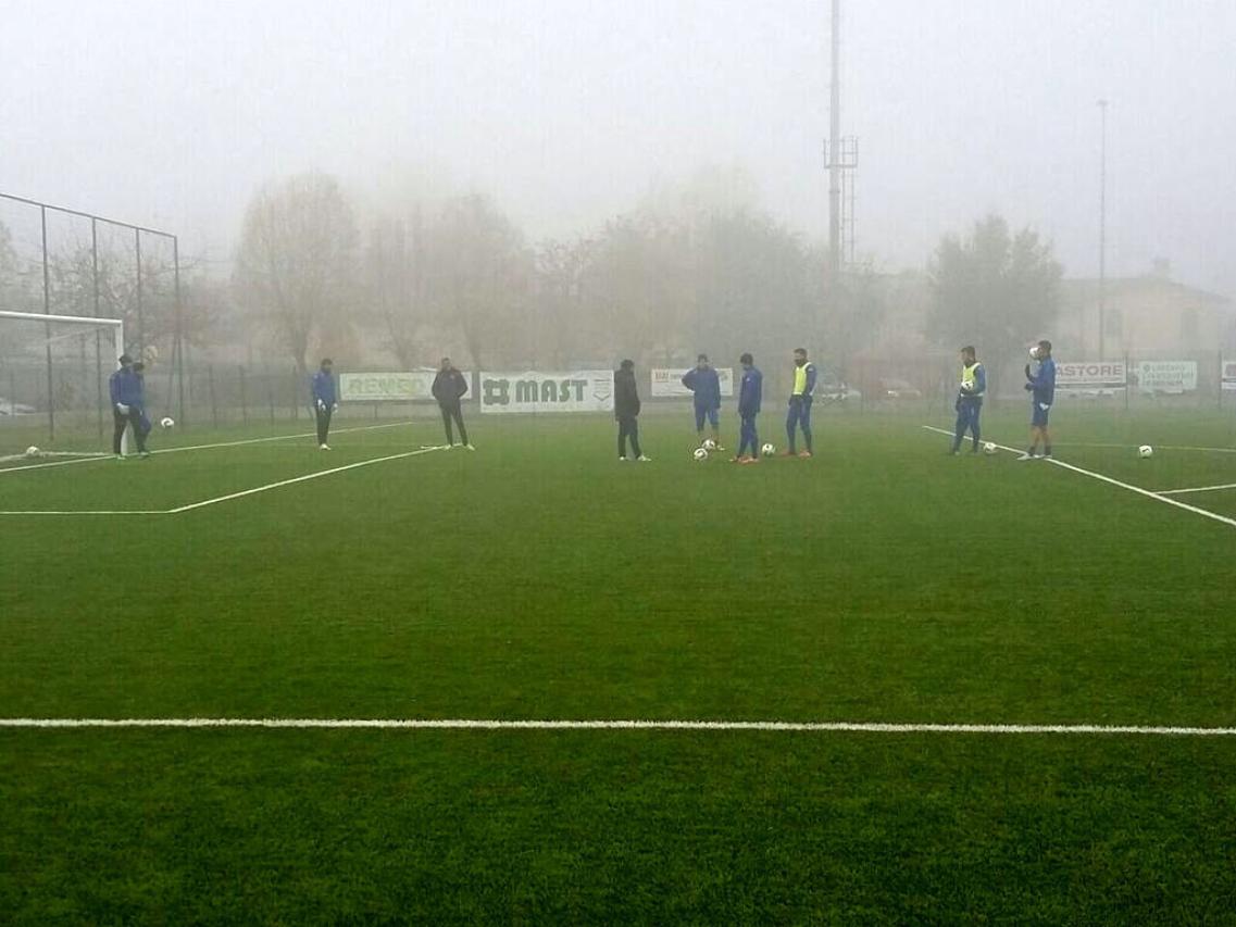 allenamento-sul-terreno-sintetico-di-flero-per-il-brescia-calcio_02