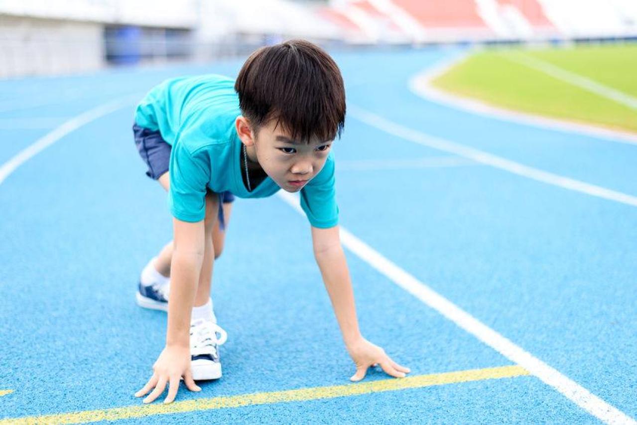 bergamo-treviglio-mast-sport-sta-realizzando-il-rifacimento-della-pista-di-atletica-del-centro-sportivo-ambrogio-mazza